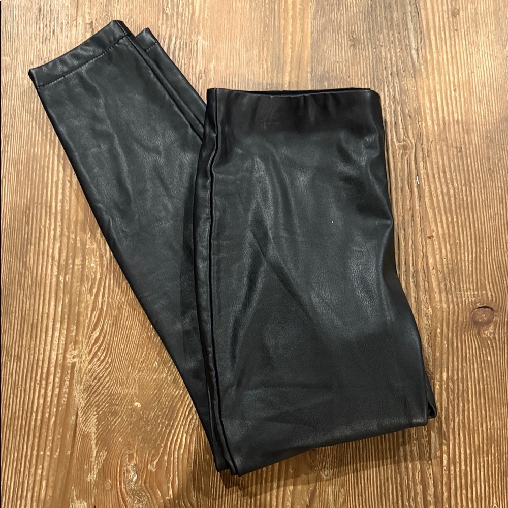 Banana Republic Women's Black faux leather Skinny fitted Pants